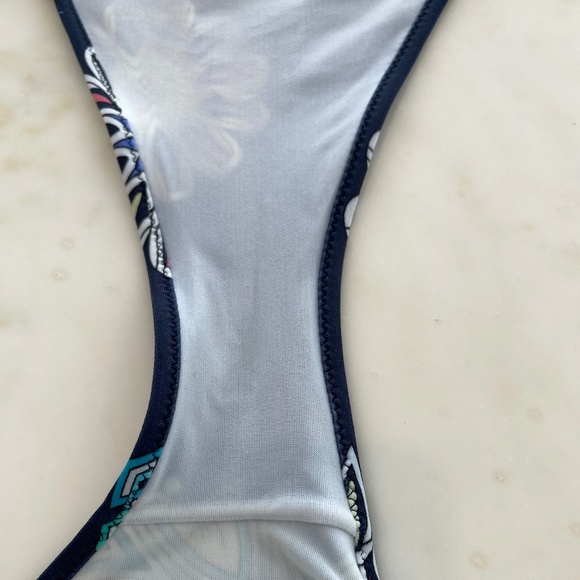 EMILIO PUCCI BLUE MULTI FLORAL BIKINI SIZE SIZE 42 / US 8 - Picture 15 of 16